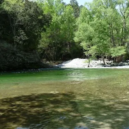Restaurant & E Caselle Otel Venaco (Corsica)