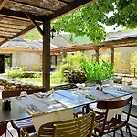 Restaurant & E Caselle Hotel Venaco (Corsica)
