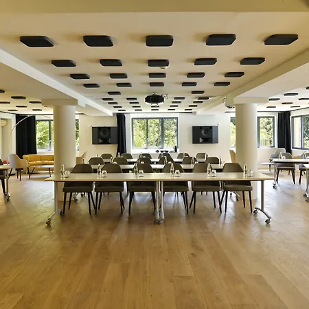 Hotel Restaurant & E Caselle Venaco (Corsica)