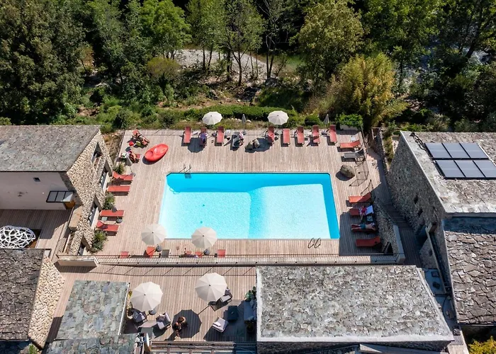 Hotel Restaurant & E Caselle Venaco (Corsica)