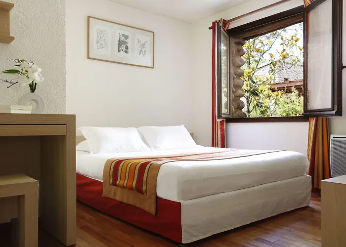 Restaurant & E Caselle 4* ונאקו