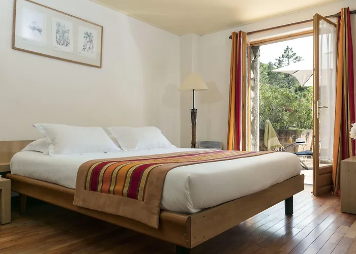 Restaurant & E Caselle Hotel Venaco (Corsica)