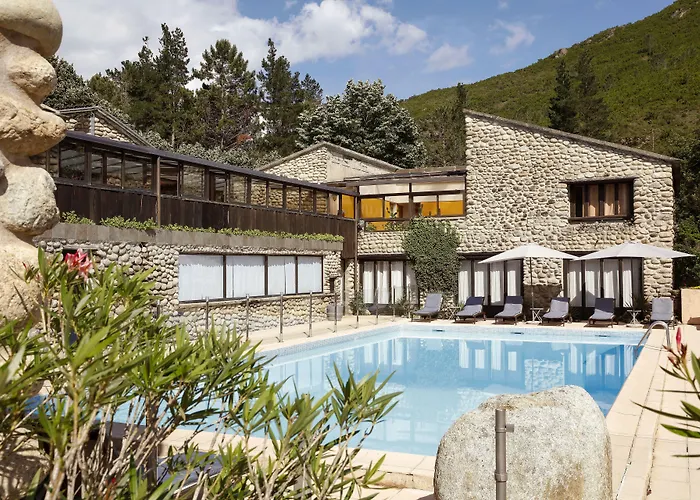 Restaurant & E Caselle 4* Venaco (Corsica)