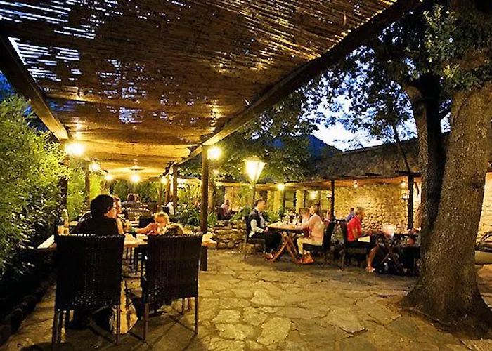 מלון Restaurant & E Caselle 4*