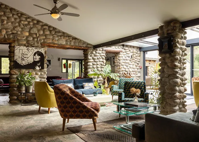 Restaurant & E Caselle