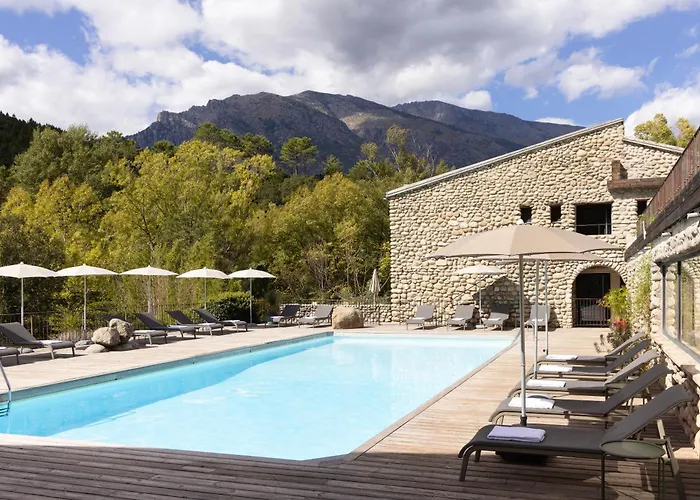 Restaurant & E Caselle Hotel Venaco (Corsica)